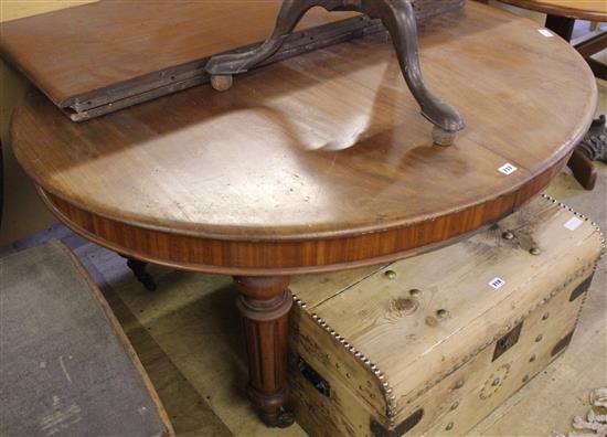Victorian oval extending dining table